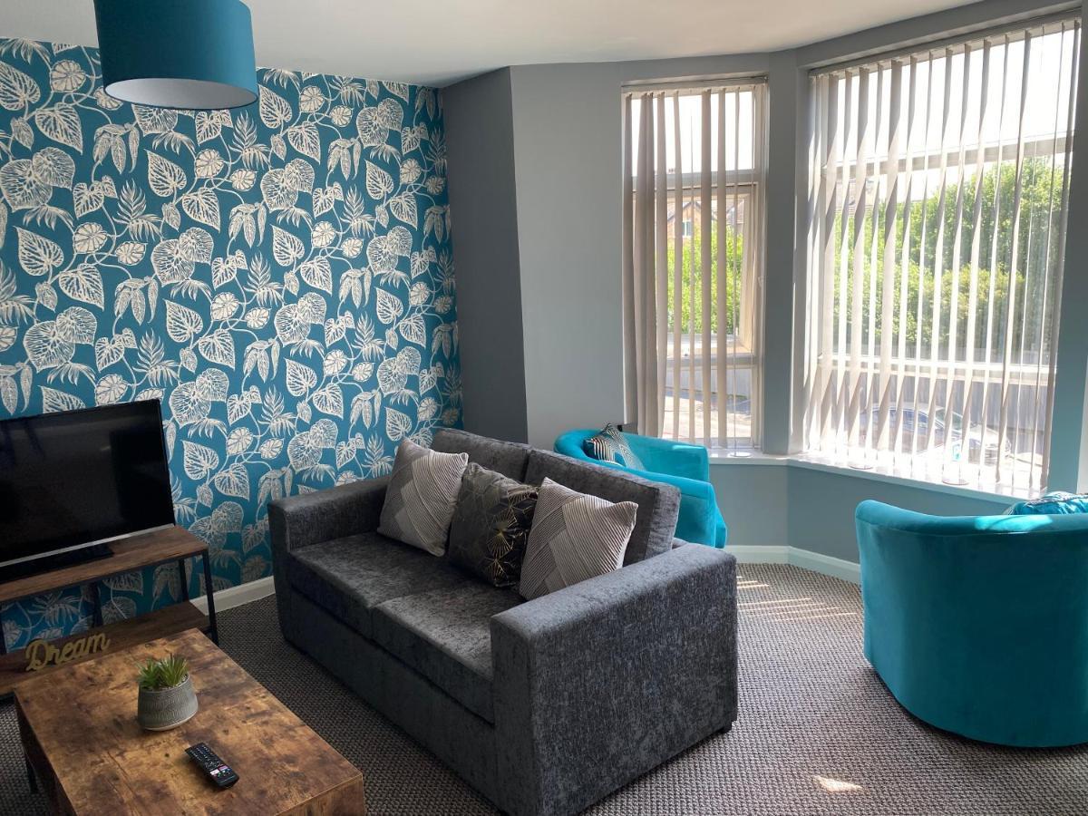 Blackpool Sleepover Apartment 4 Free Parking Sleeps 6 Экстерьер фото